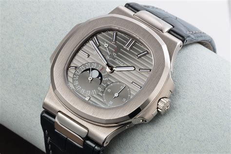 patek philippe nautilus power reserve|Patek Philippe Nautilus watch.